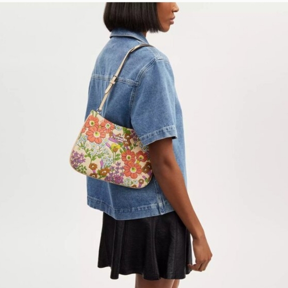 Coach Penelope shoulder bag with floral print Leather NWOT Spring Easter Bag - Picture 2 of 10